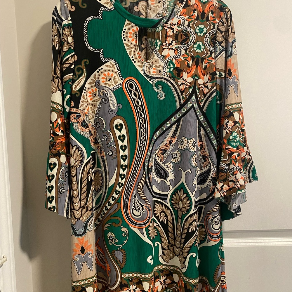 Boho Boutique Stretch Elegant Multicolor Paisley Dress